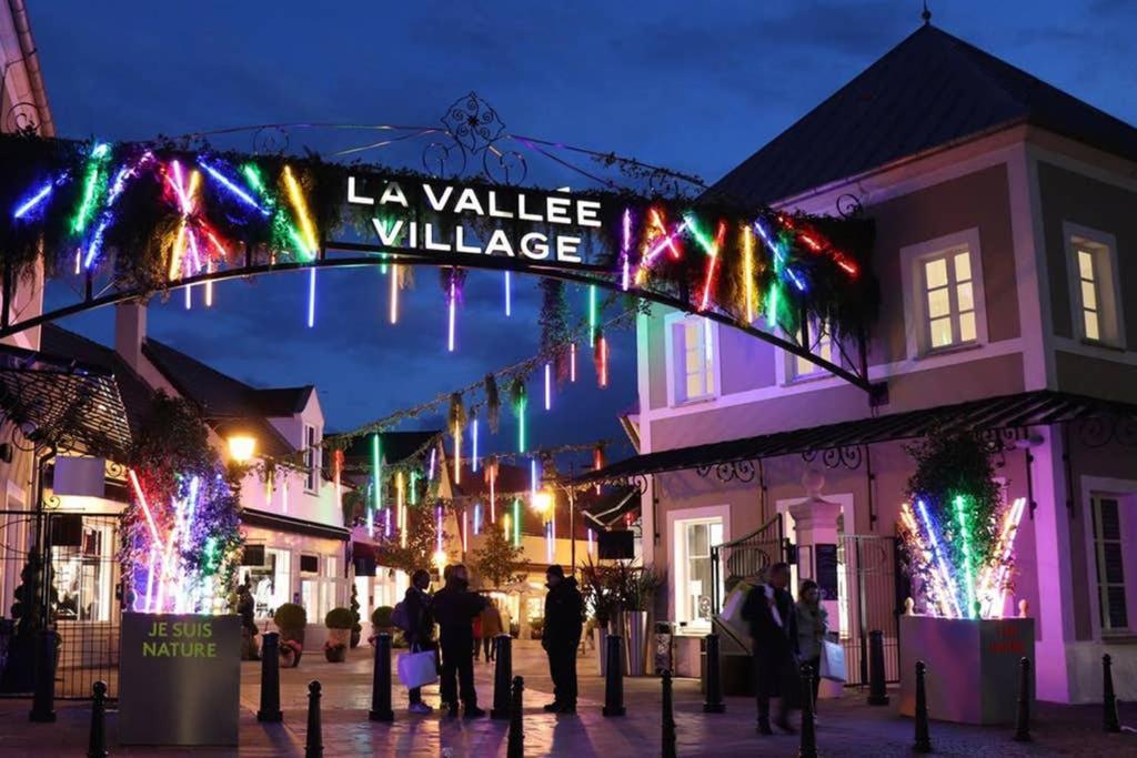 Fountain Place Disneyland And Paris Lagny エクステリア 写真